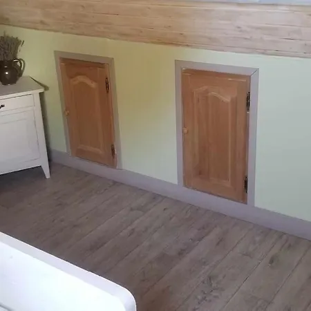 Semesterbostad Maison Typique Normande- Le Du Bleu